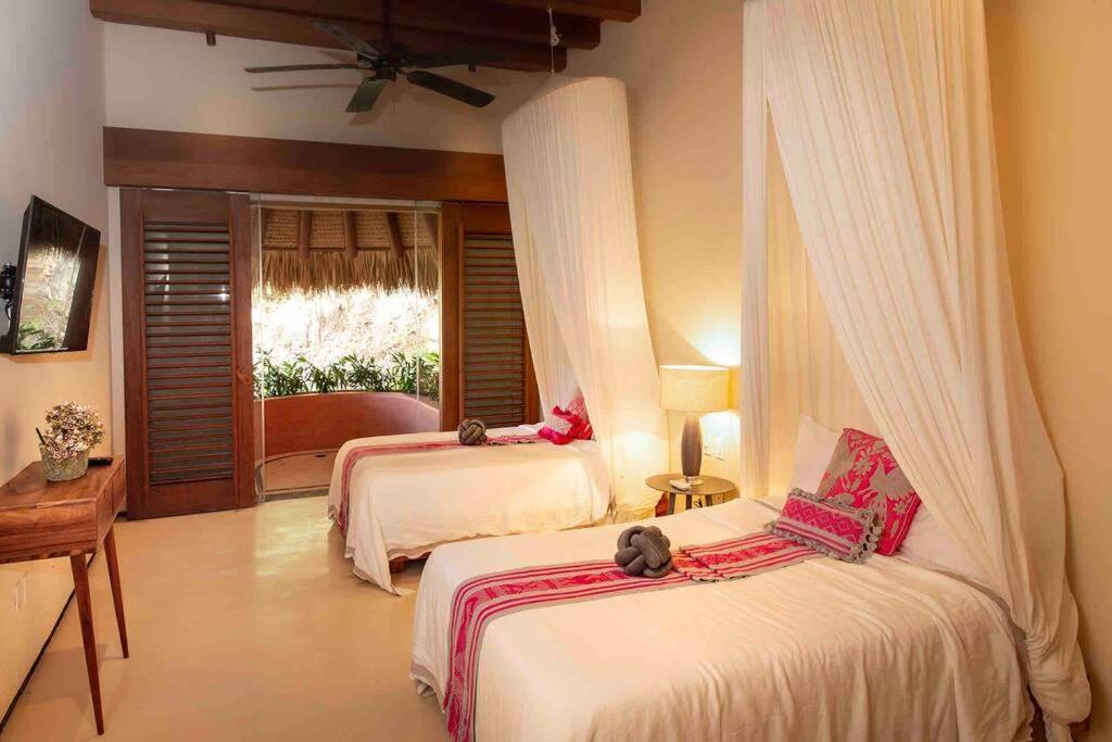 Exclusiva Villa en Punta Garrobo Zihuatanejo Exterior foto